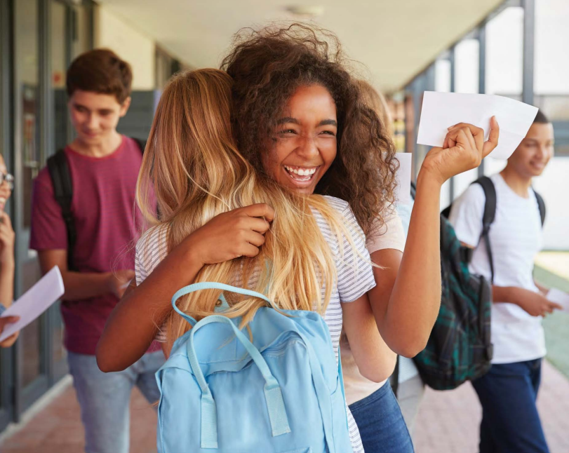 Students_Hugging Students_Hugging
